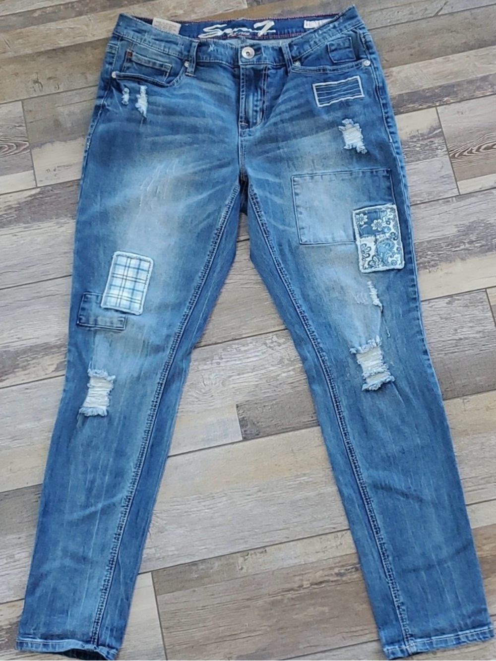 EUC Seven7 Boho Girlfriend Jeans